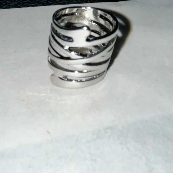 Vintage Punk Ring !! Silver Wrap Solid Metal. SZ- 5 New! - Picture 7 of 8